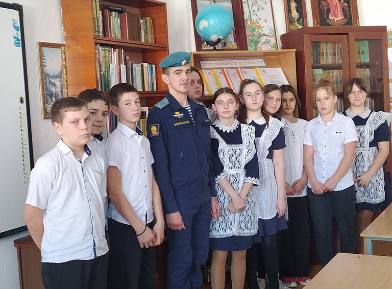 Ученики школы станицы Гурийской участвуют в краевой эстафете «100 памятных дней»