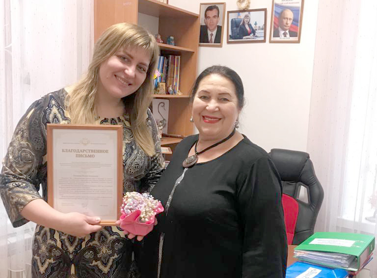 Накануне 8 Марта преподавателям Детской музыкальной школы Белореченска вручили высокие награды
