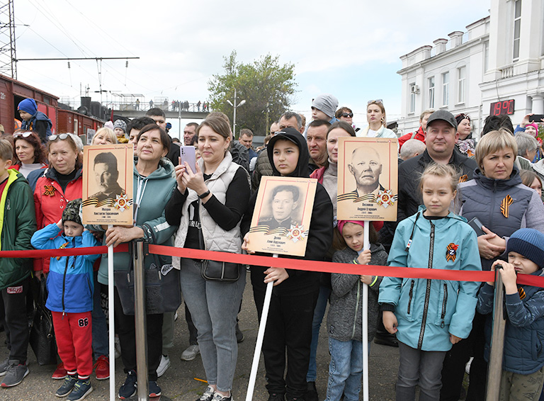 Сегодня на станцию Белореченская прибыл ретро-поезд «Победа»