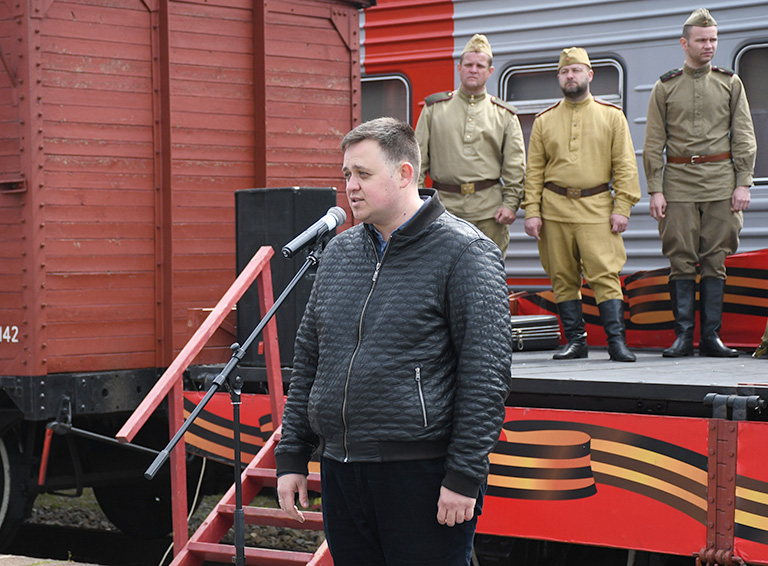 Сегодня на станцию Белореченская прибыл ретро-поезд «Победа»