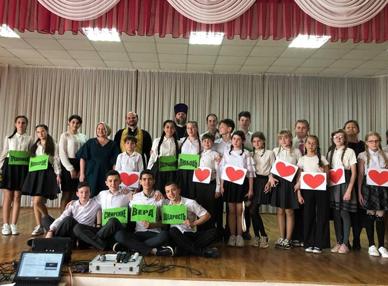 Районный православный фестиваль детского творчества «Светлая Пасха» состоялся на базе городской школы №5