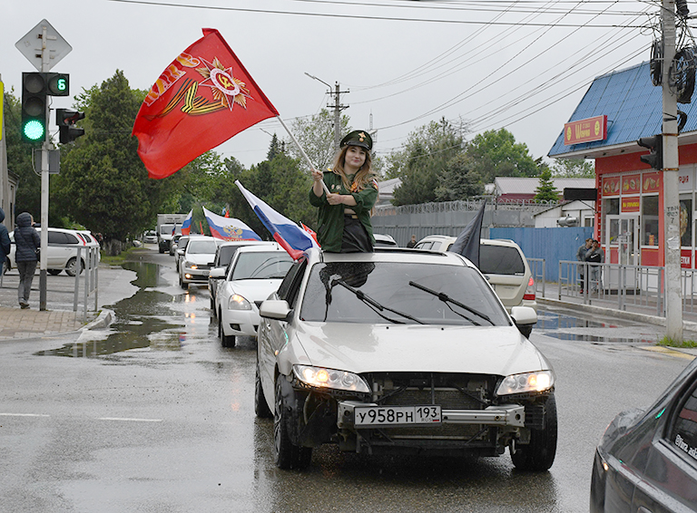 Автопробег в честь Дня Победы промчался по белореченским улицам