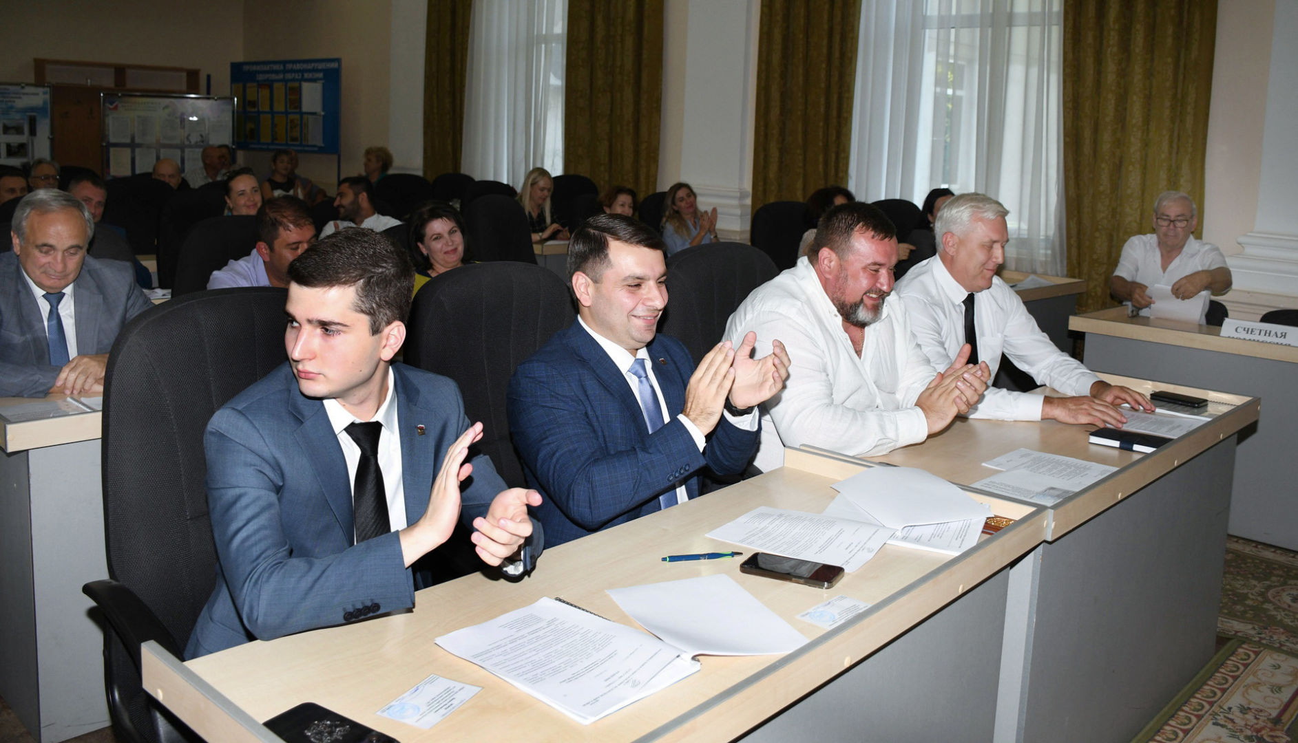 Состоялась установочная сессия Совета МО Белореченский район