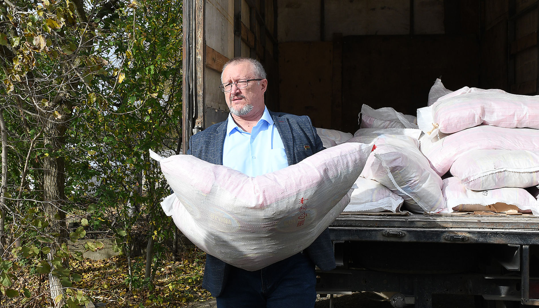 Белореченские депутаты отправили гуманитарный груз в Херсонскую область