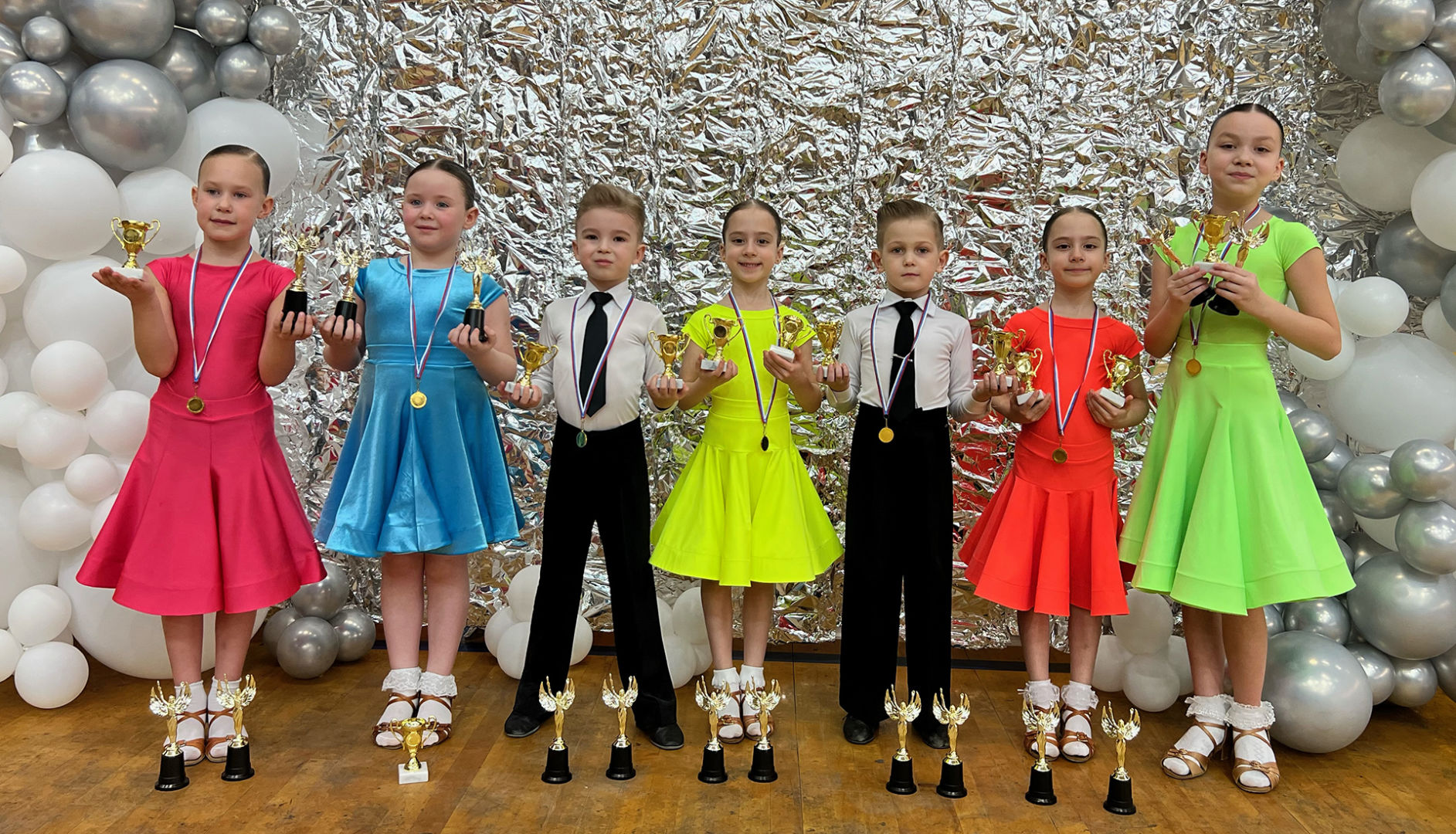 Танцоры белореченской «Радуги» завоевали медали на Российских соревнованиях