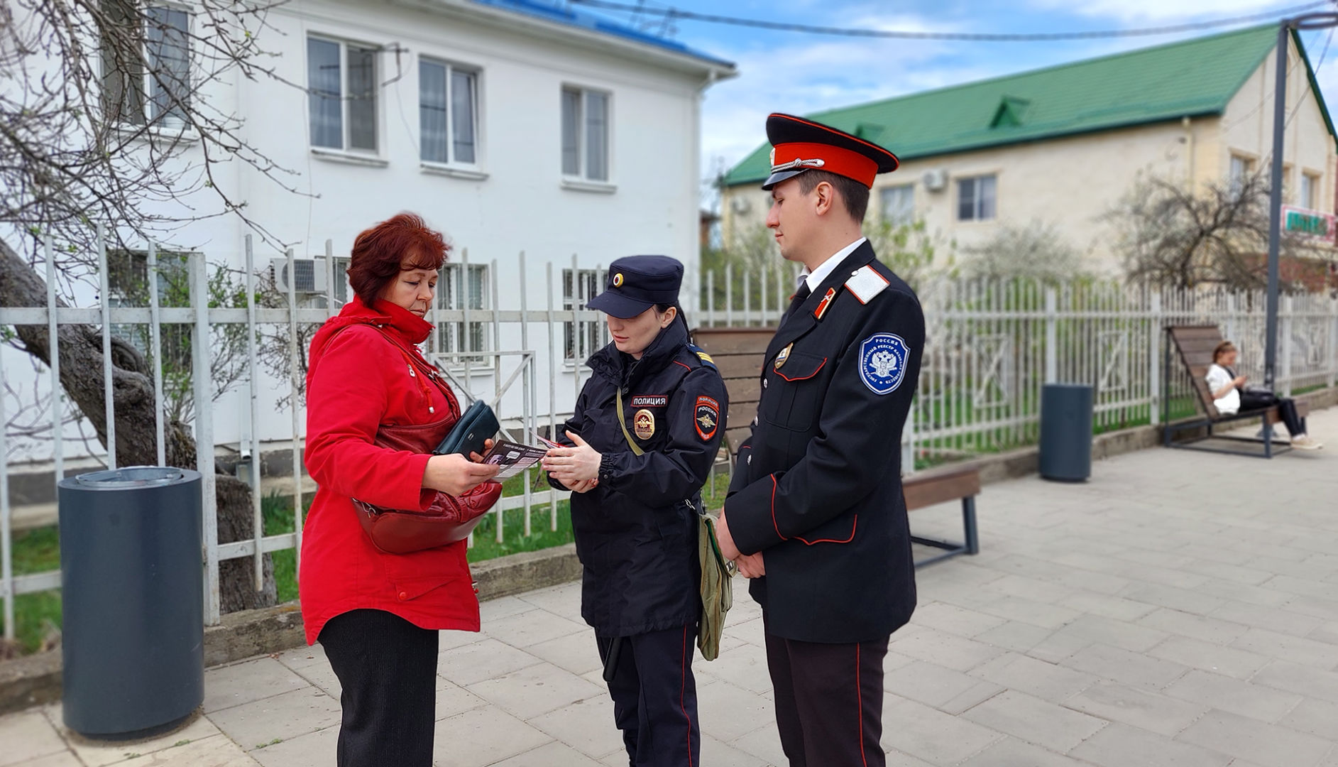 Правоохранители Белореченского района проводят профилактические беседы с населением
