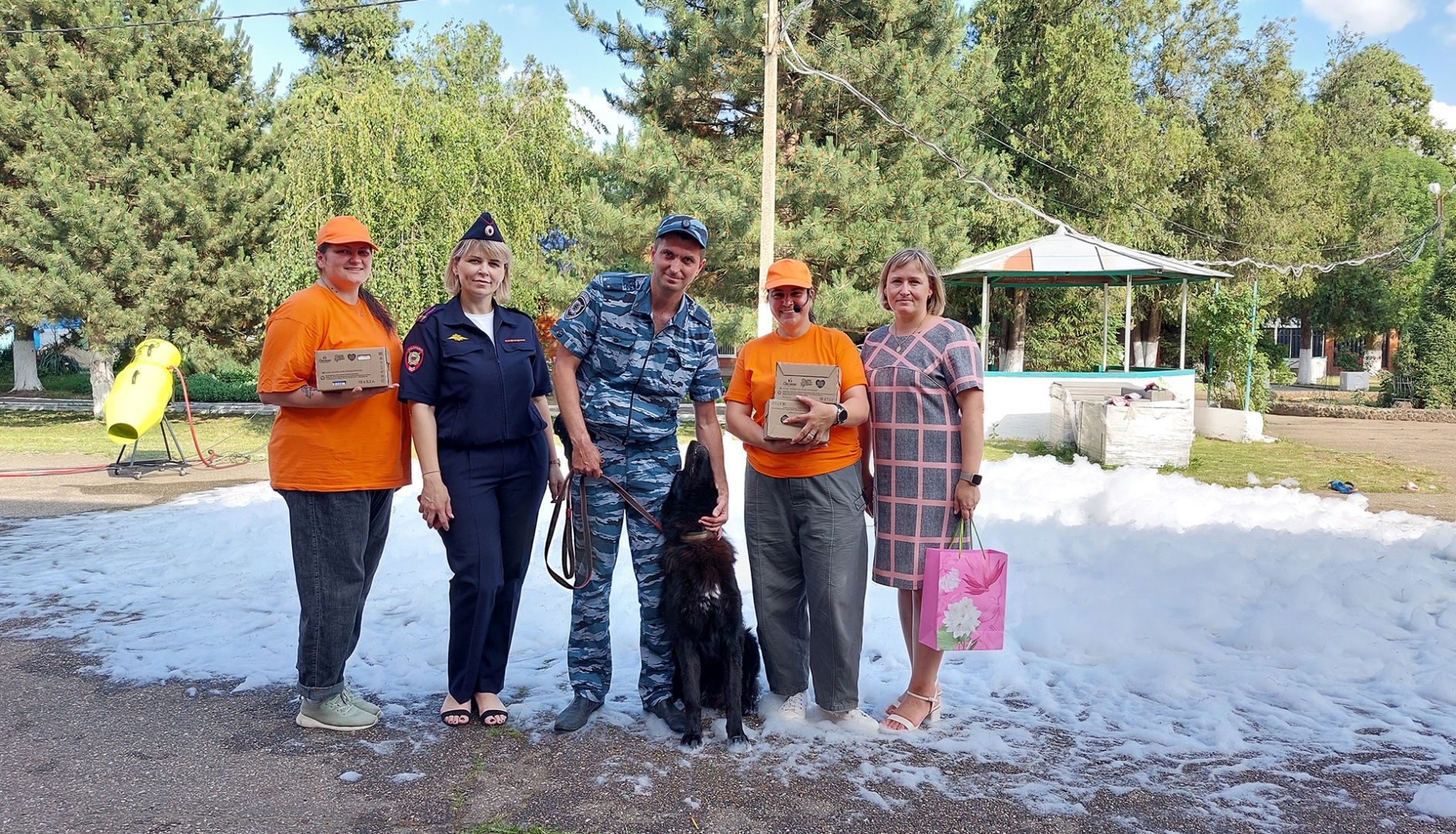 Белореченские полицейские подарили детям праздник и отличное настроение
