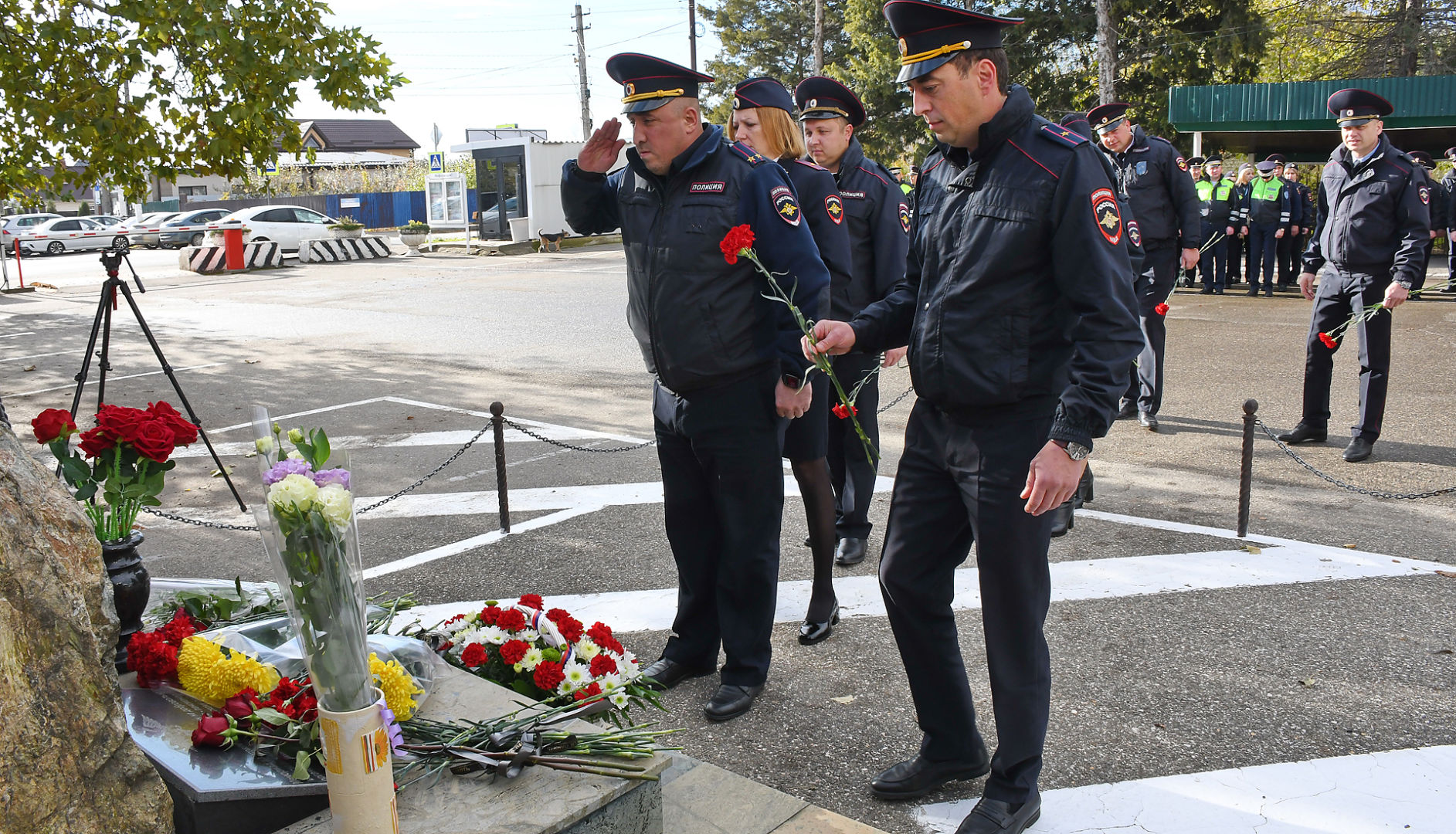 В Белореченском ОМВД вспомнили коллег, погибших при исполнении служебного долга