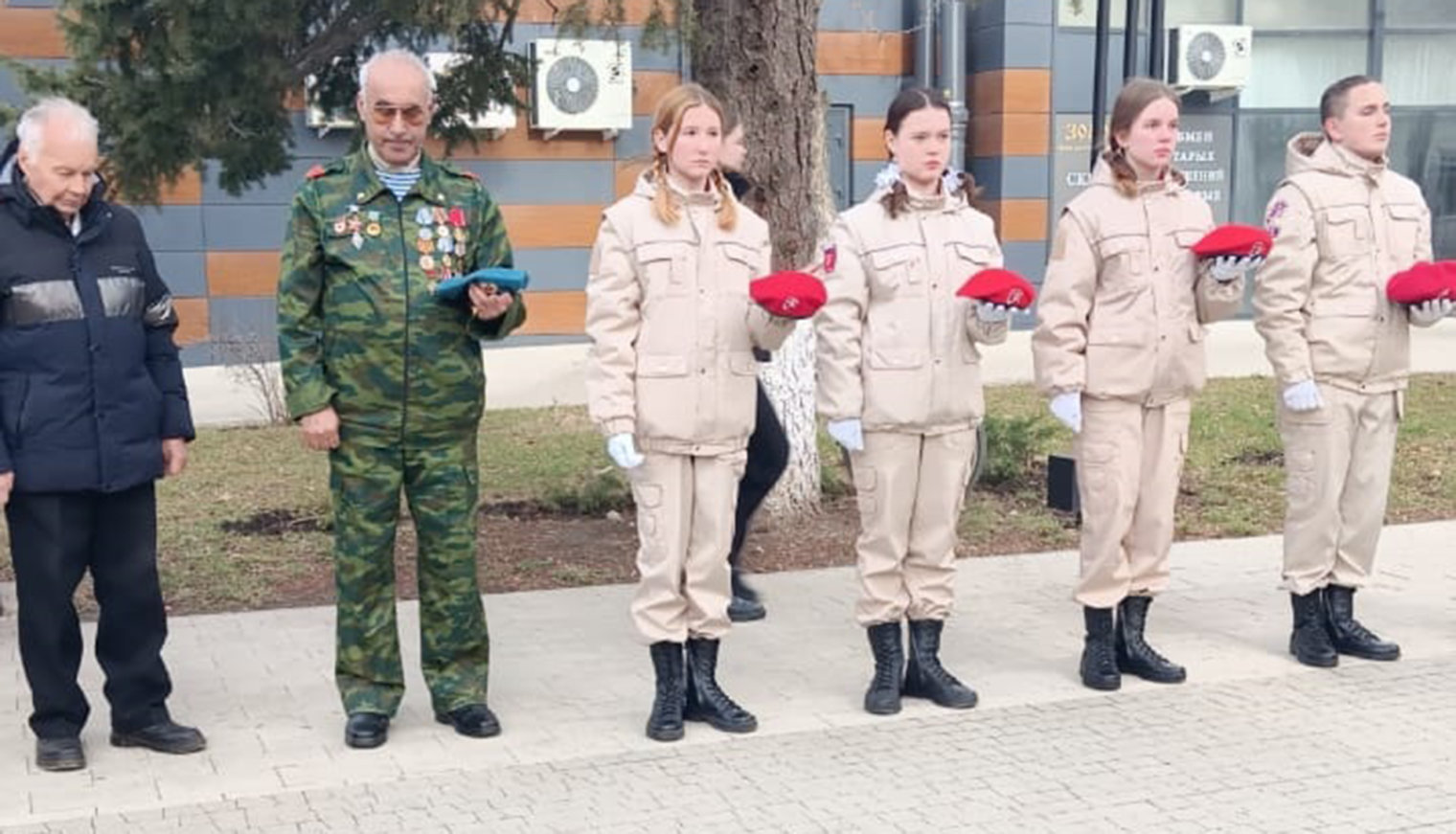 Белореченские ветераны провели памятное мероприятие в День ввода войск в Афганистан