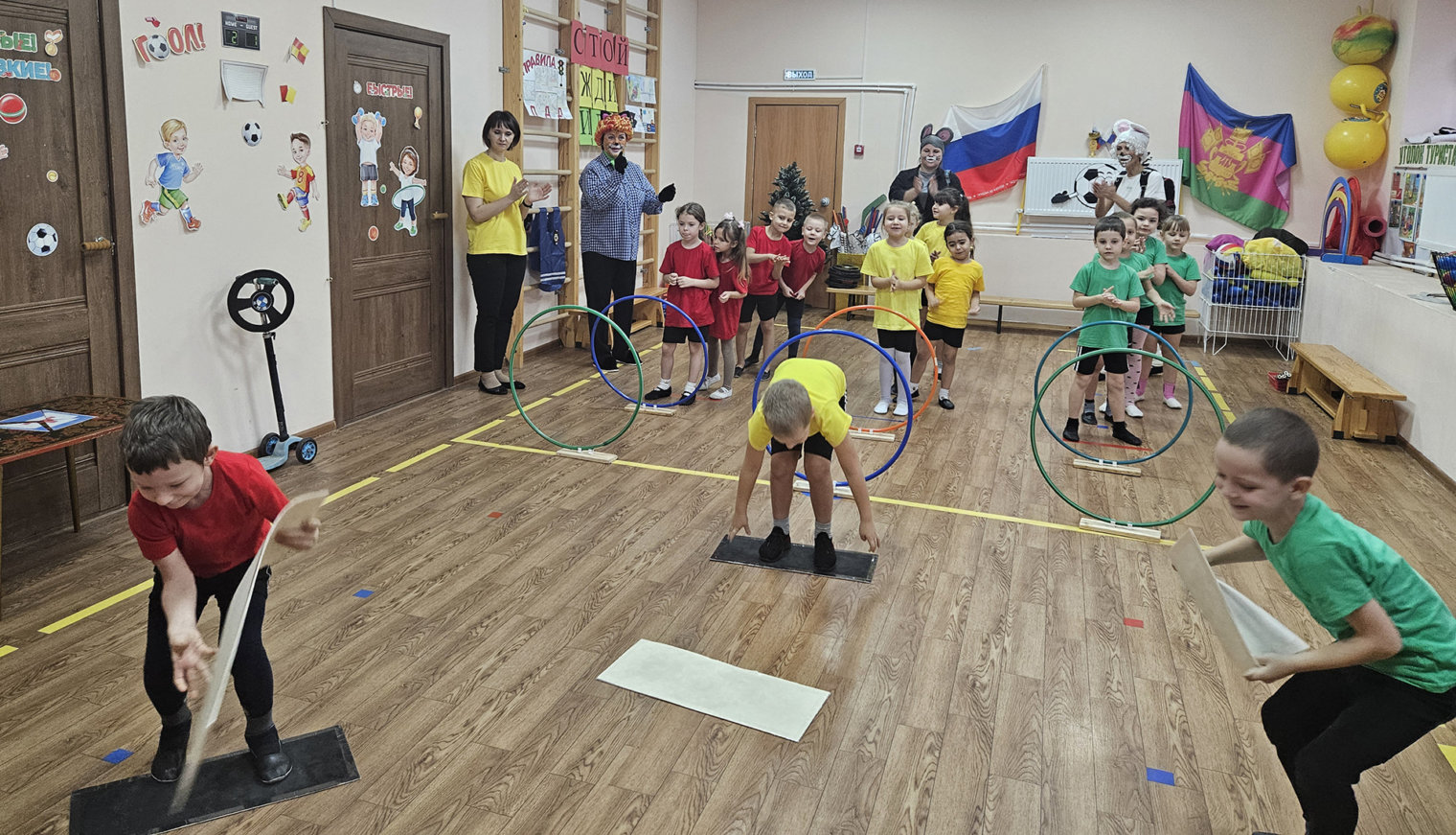 В белореченских детских садах автоинспекторы организуют эстафеты по ПДД