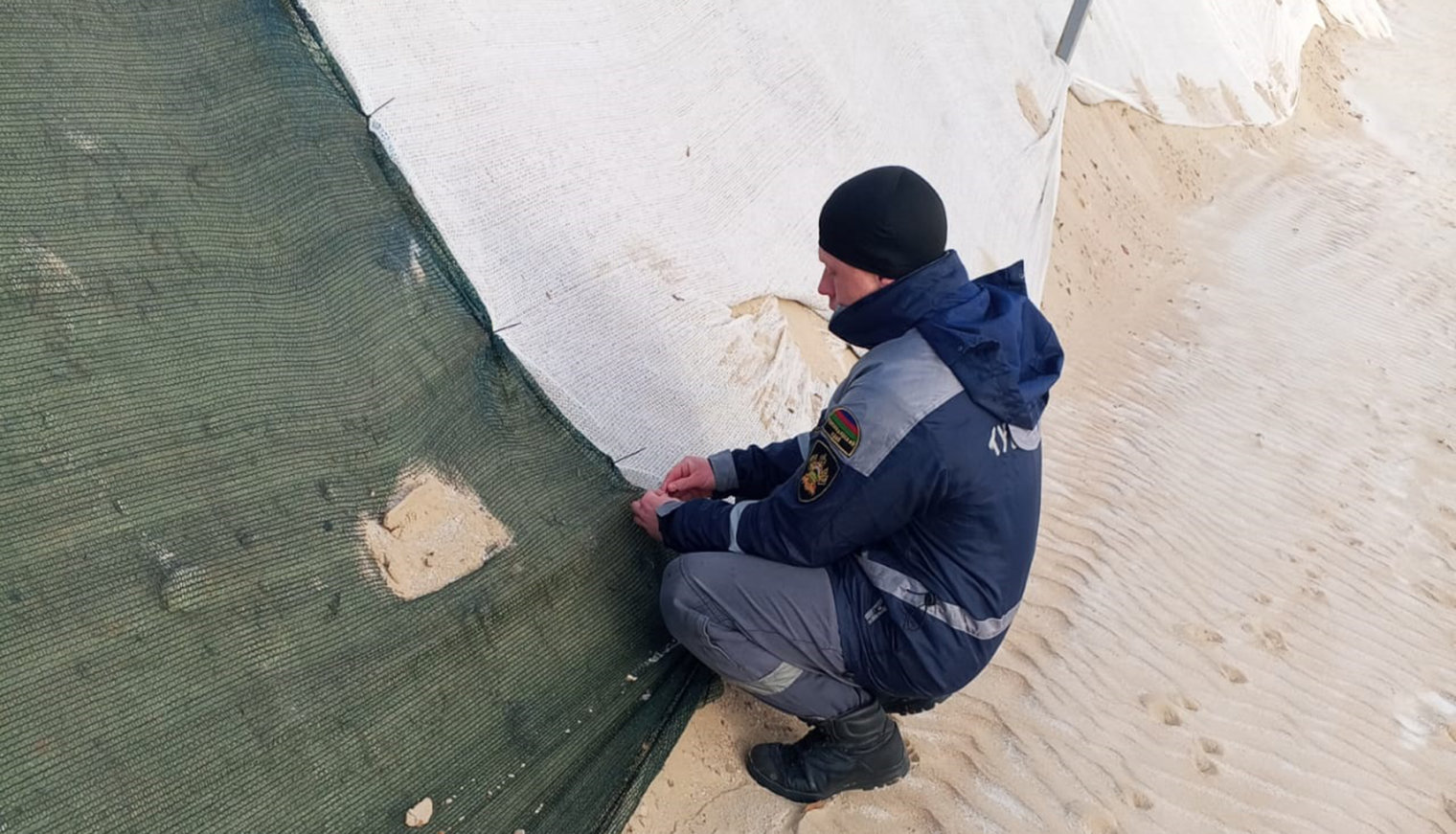 Белореченские спасатели ликвидируют последствия ЧС на Черноморском побережье