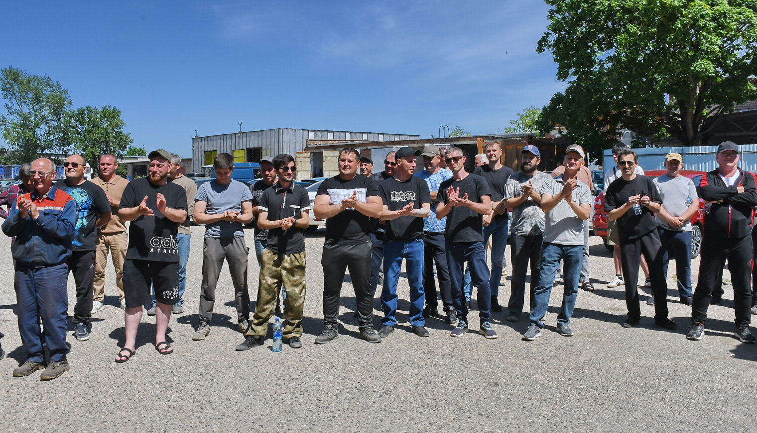 Работники Белореченского карьероуправления сорвали джекпот: два авто в подарок