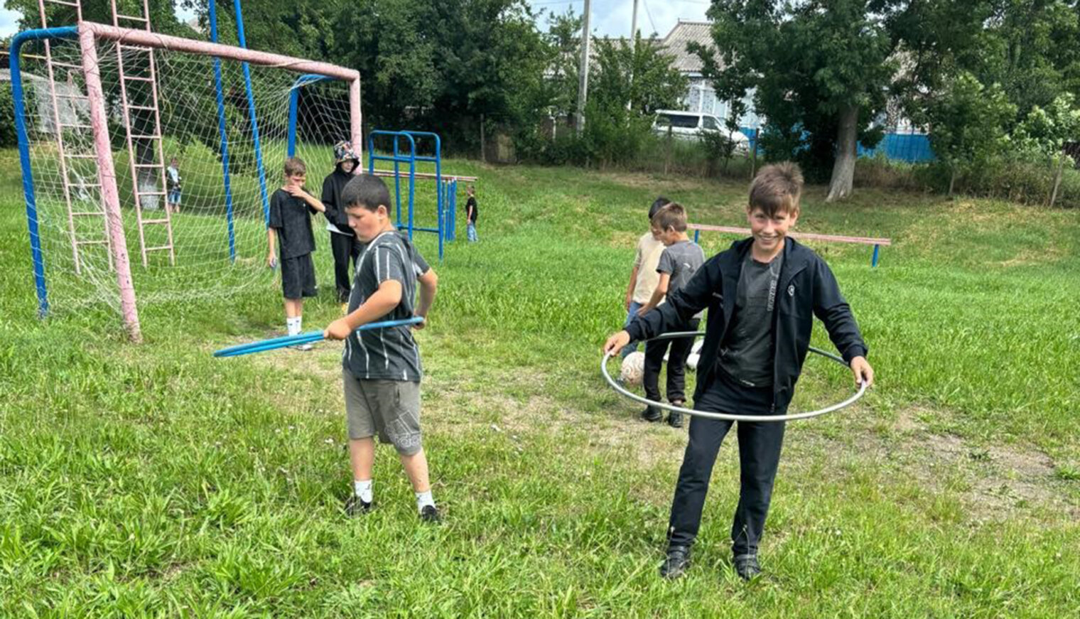 Верхневеденеевской школе для ребят начальных классов открылась летняя площадка