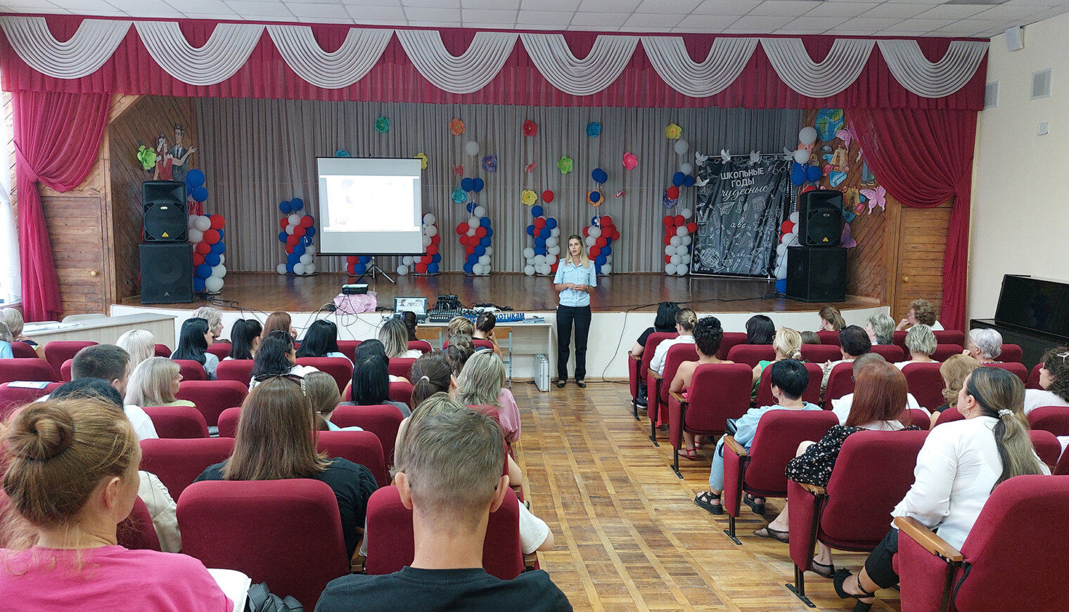 В Белореченске полицейские начали цикл профилактических встреч с родителями