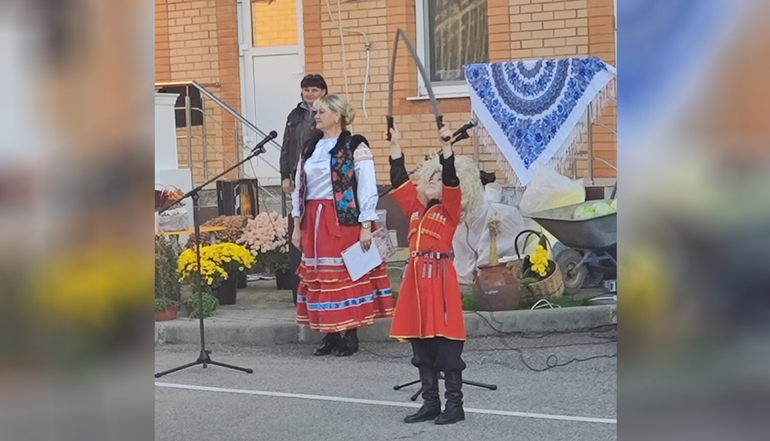 Покровская ярмарка прошла в белореченском детском саду «Радуга»