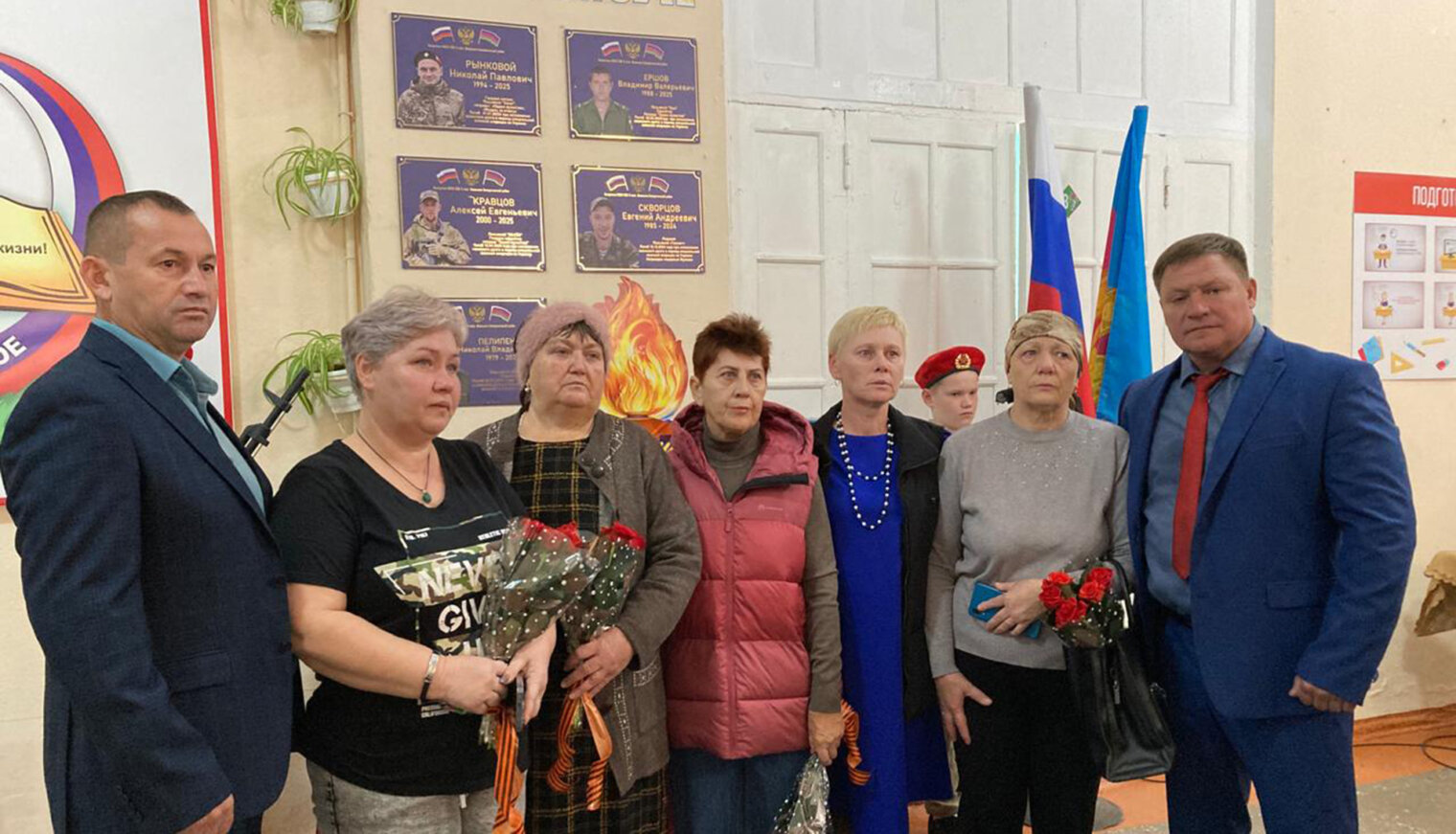 В селе Школьном открыли мемориальные доски в память о погибших участниках СВО