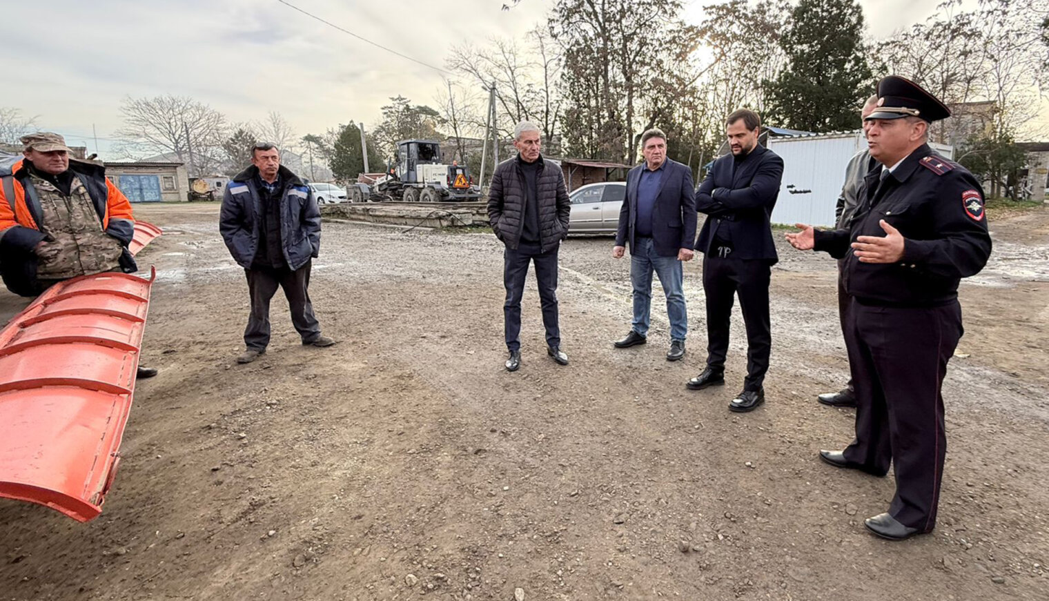В Белореченске проверили готовность коммунальной техники к зиме