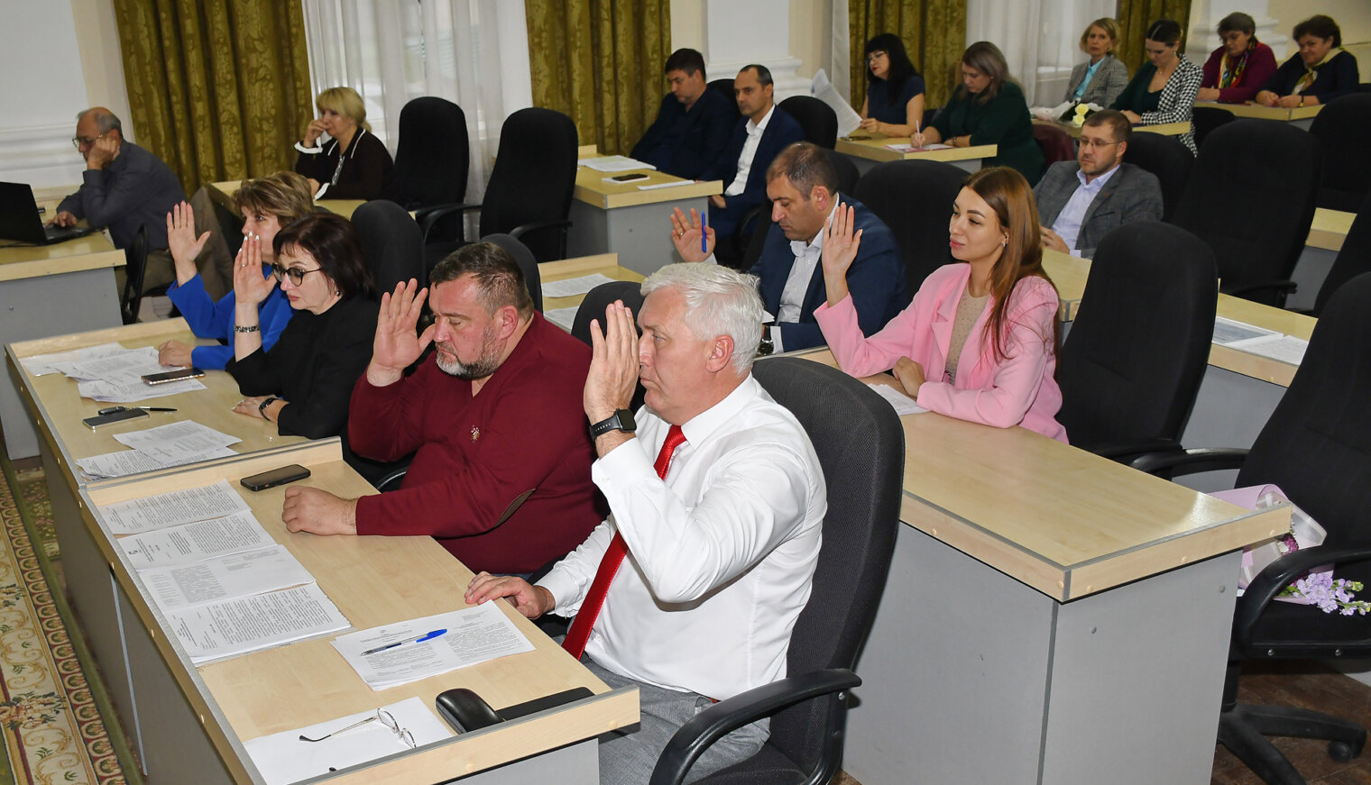 Награды за помощь участникам СВО и бюджетные решения белореченских депутатов