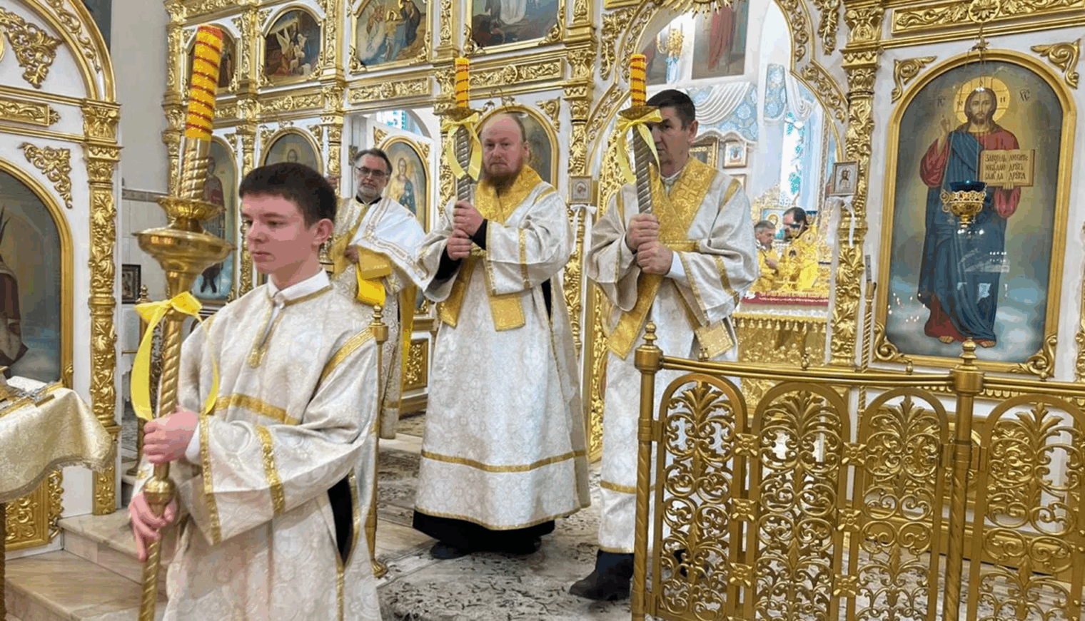 Всенощное бдение, литургию и молебен совершили священники всех приходов Белореченского района