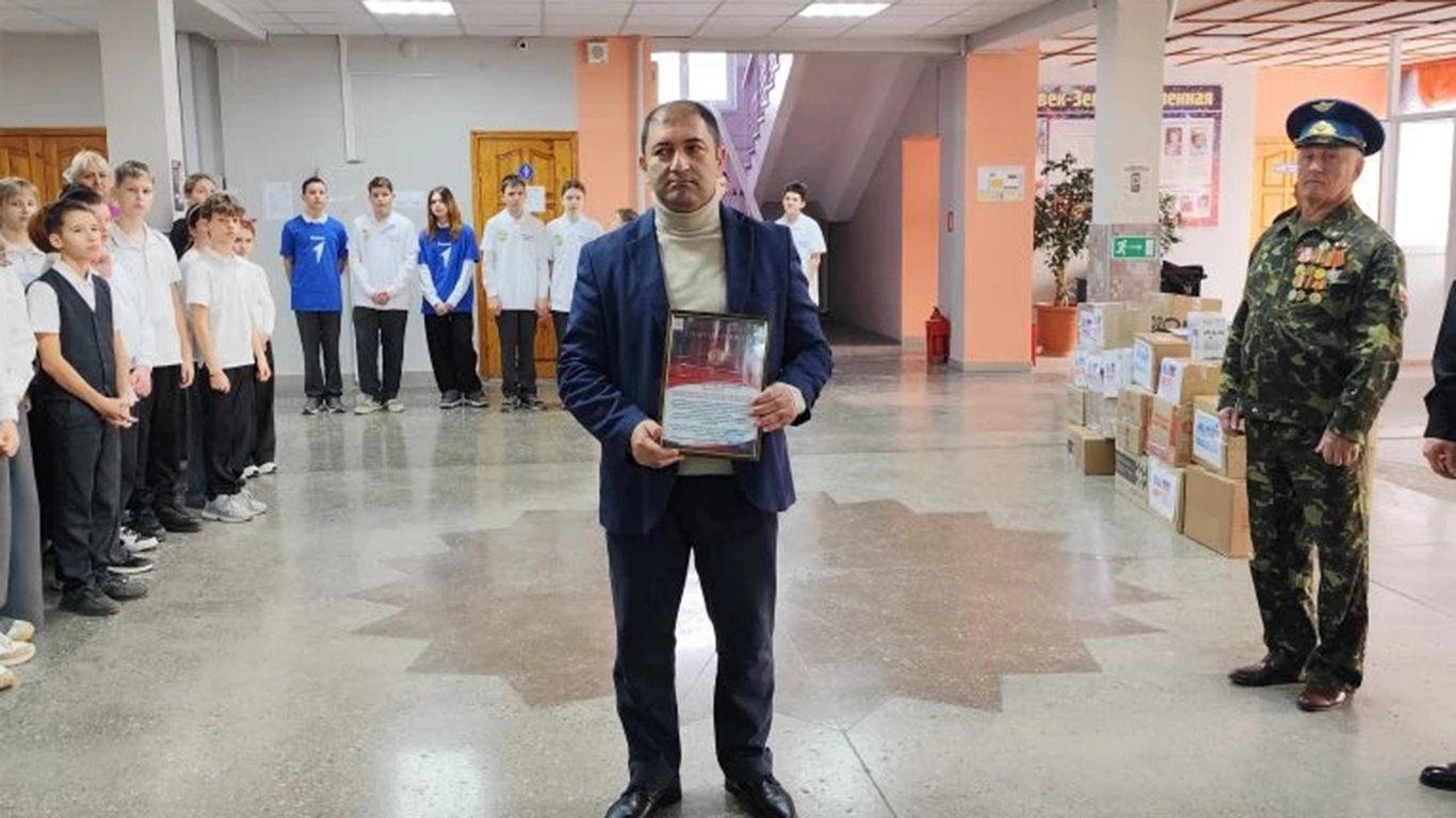 В Белореченской школе №8 прошла акция «Подарок солдату»