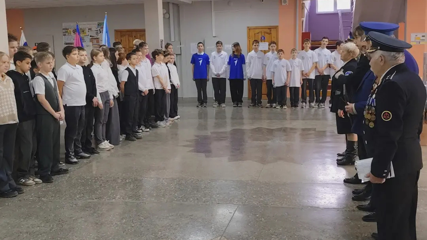 В Белореченской школе №8 прошла акция «Подарок солдату»