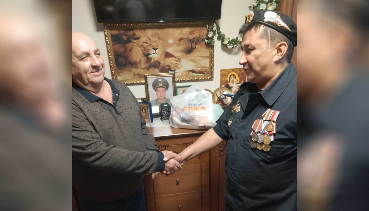 Объединились, чтобы поддержать пожилых жителей Родниковского поселения