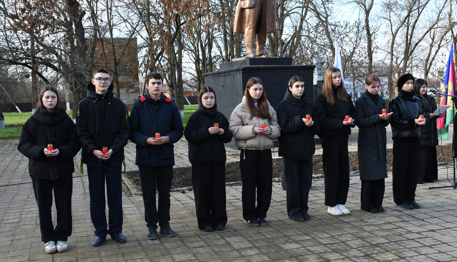 Аллея памяти земляков в селе Школьном
