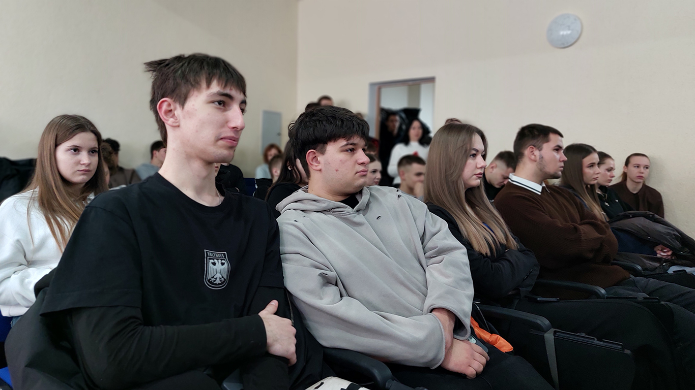 В Белореченском районе студенты-юристы познакомились с работой полицейских