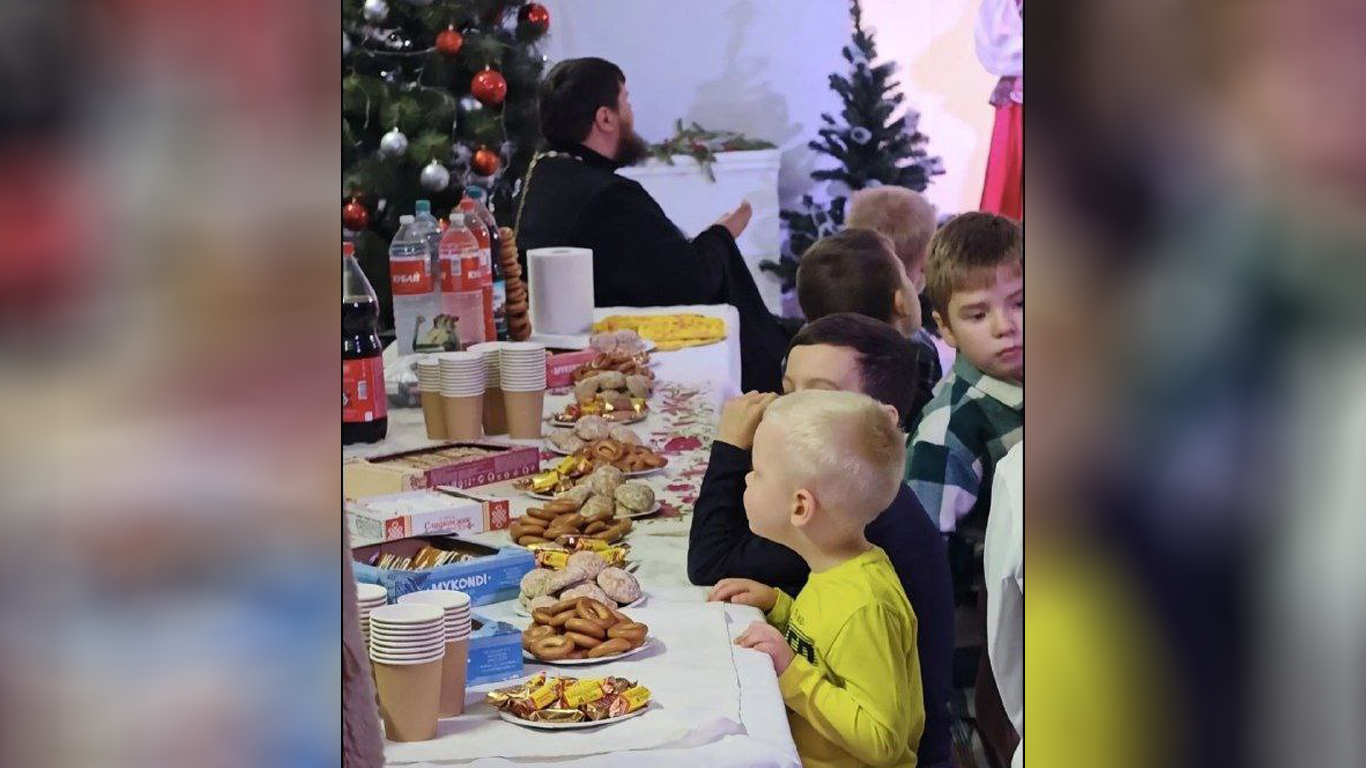 Праздник единства и традиций в посёлке Родники