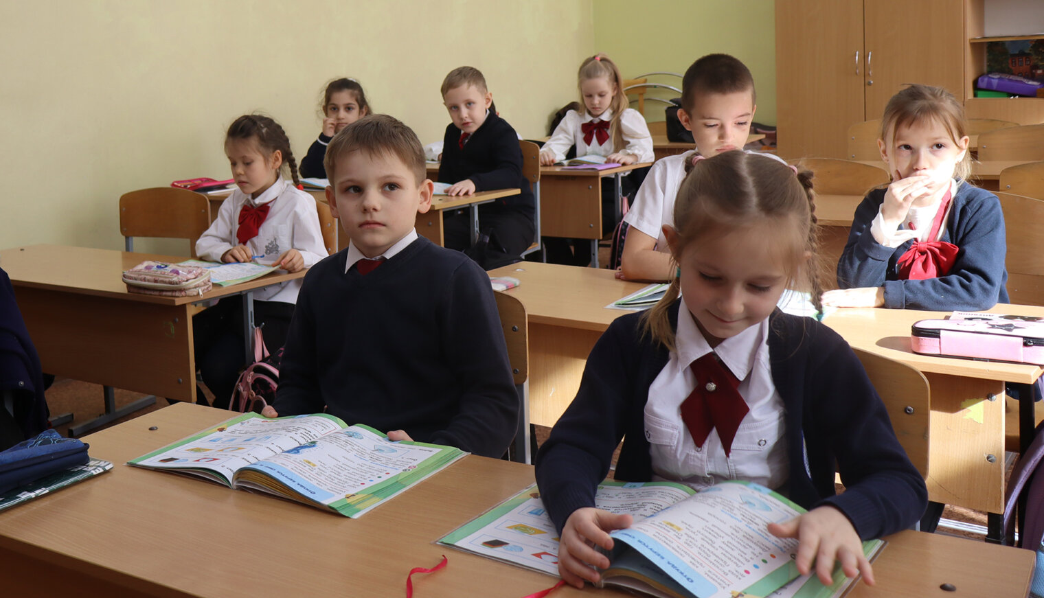 Белореченская учитель начальных классов о том, как свои стены помогают