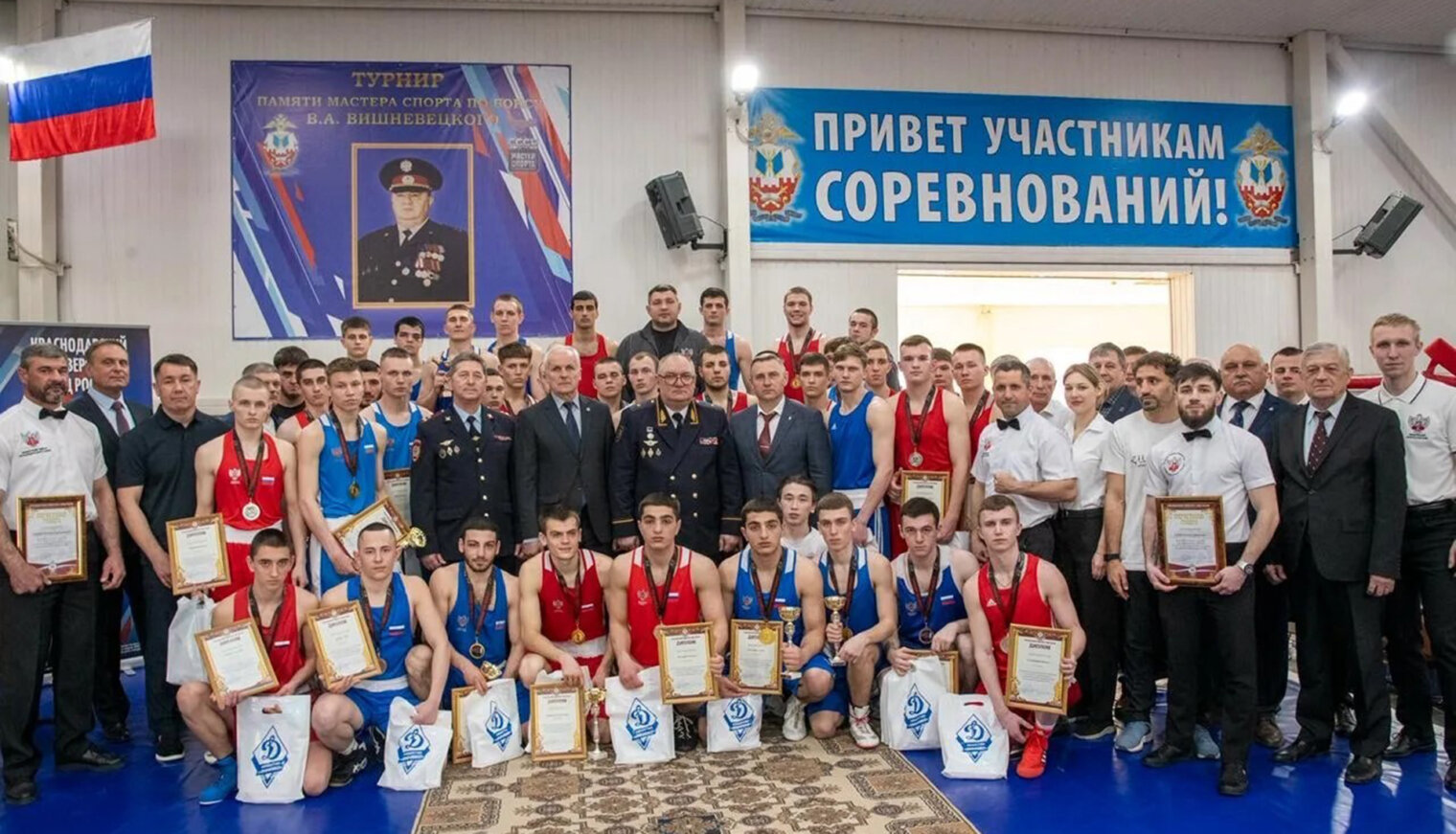 Боксёр-белореченец Александр Шарапов не оставил соперникам ни единого шанса