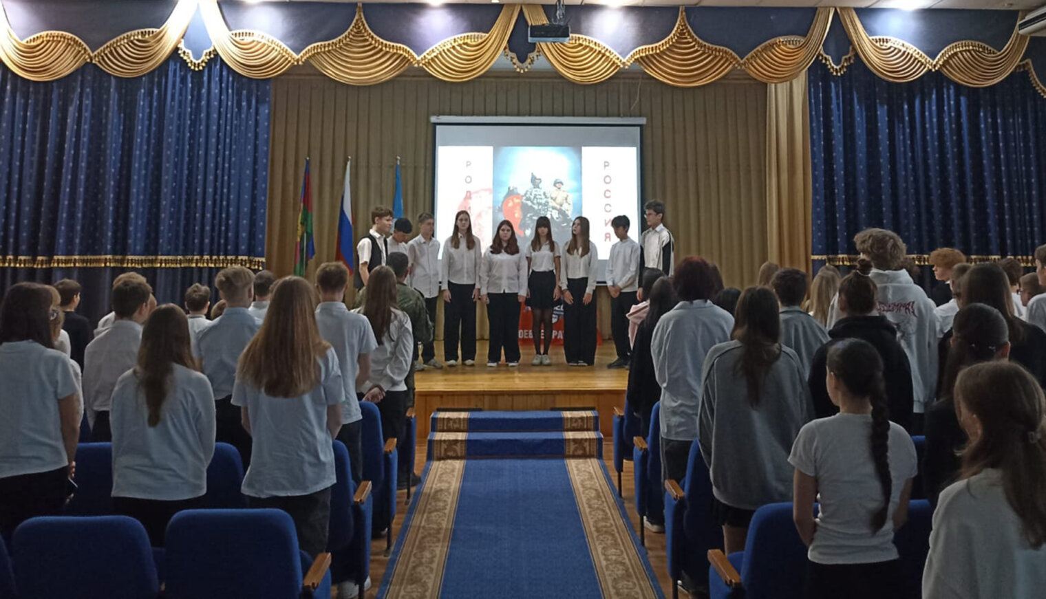 В школе посёлка Родники прошёл Урок мужества