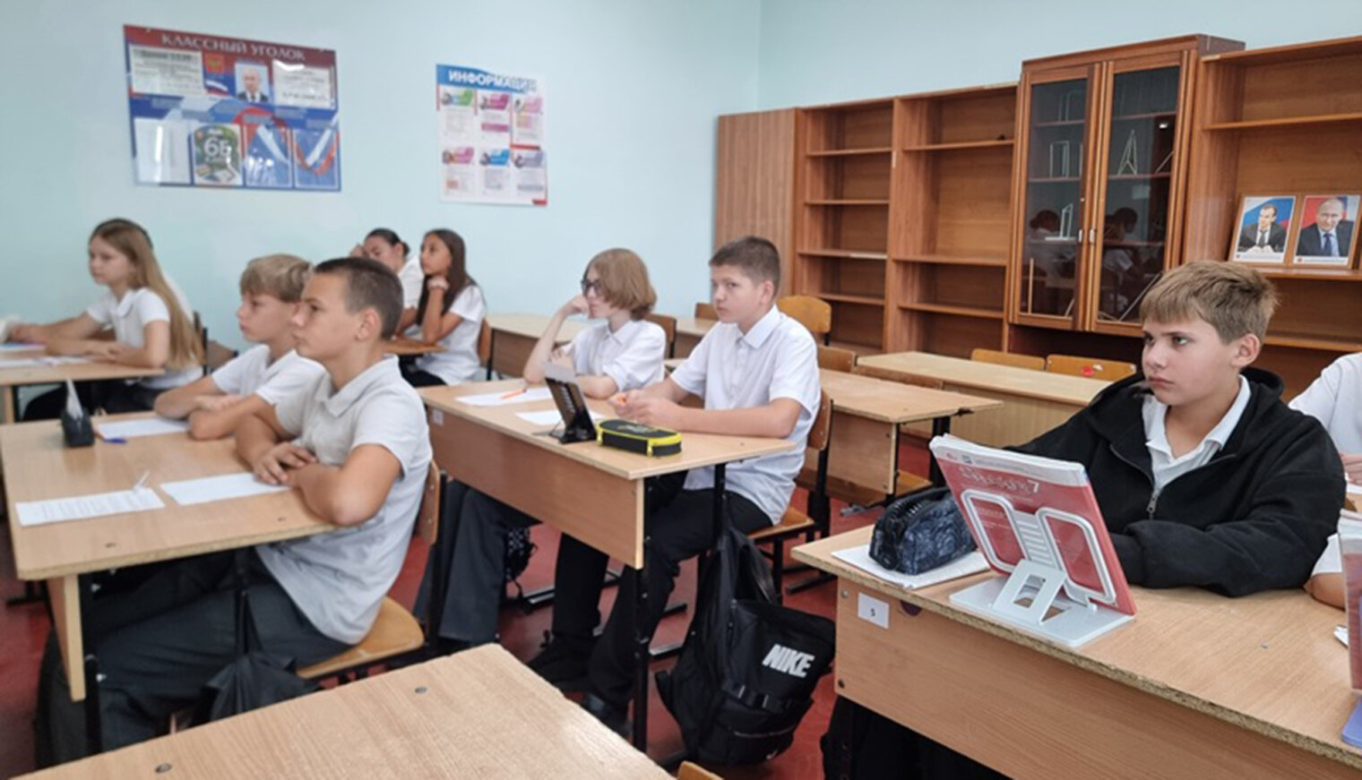 Транспортные полицейские провели урок безопасности в школе №4 Белореченска