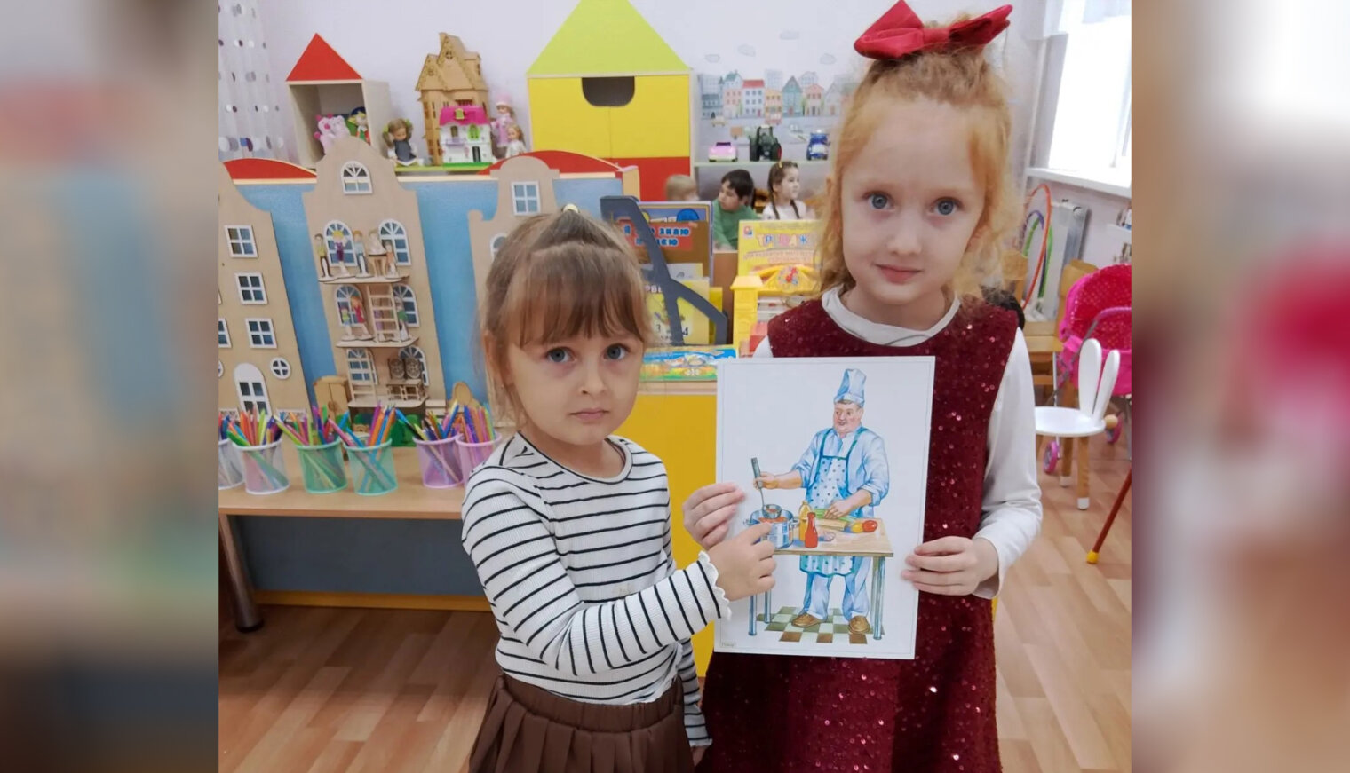 Юные белореченцы узнали, кто готовит вкусные обеды в детском саду