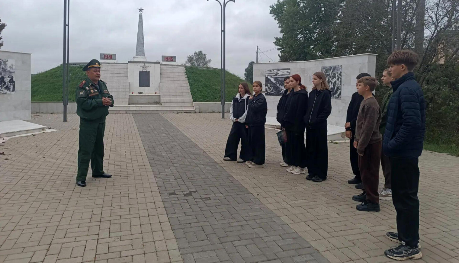 В акции «Дорогами славы» приняли участие ученики школы №31 посёлка Родники